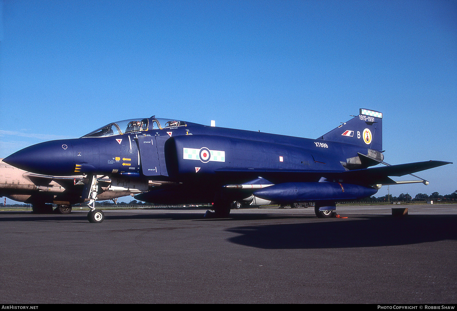 Aircraft Photo of XT899 | McDonnell Douglas F-4M Phantom FGR2 | UK - Air Force | AirHistory.net #412538