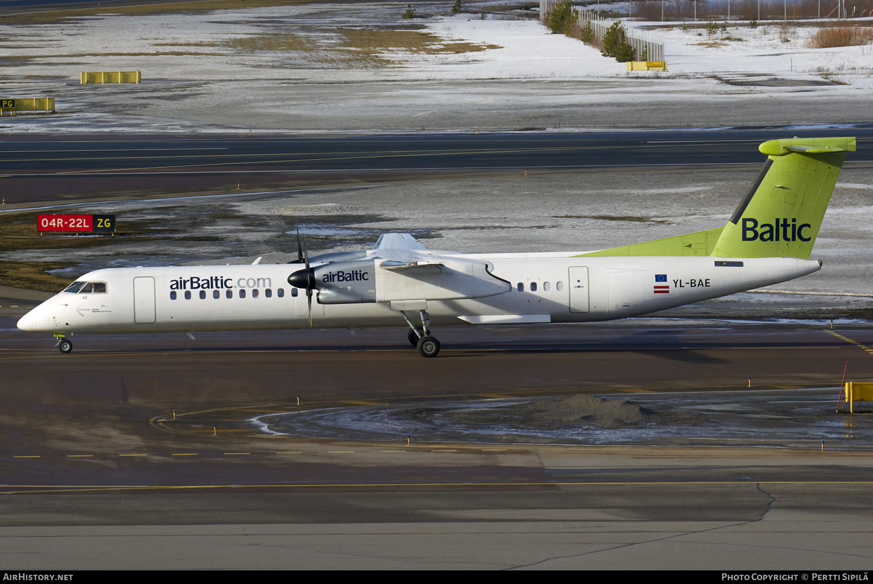 Aircraft Photo of YL-BAE | Bombardier DHC-8-402 Dash 8 | AirBaltic | AirHistory.net #412552