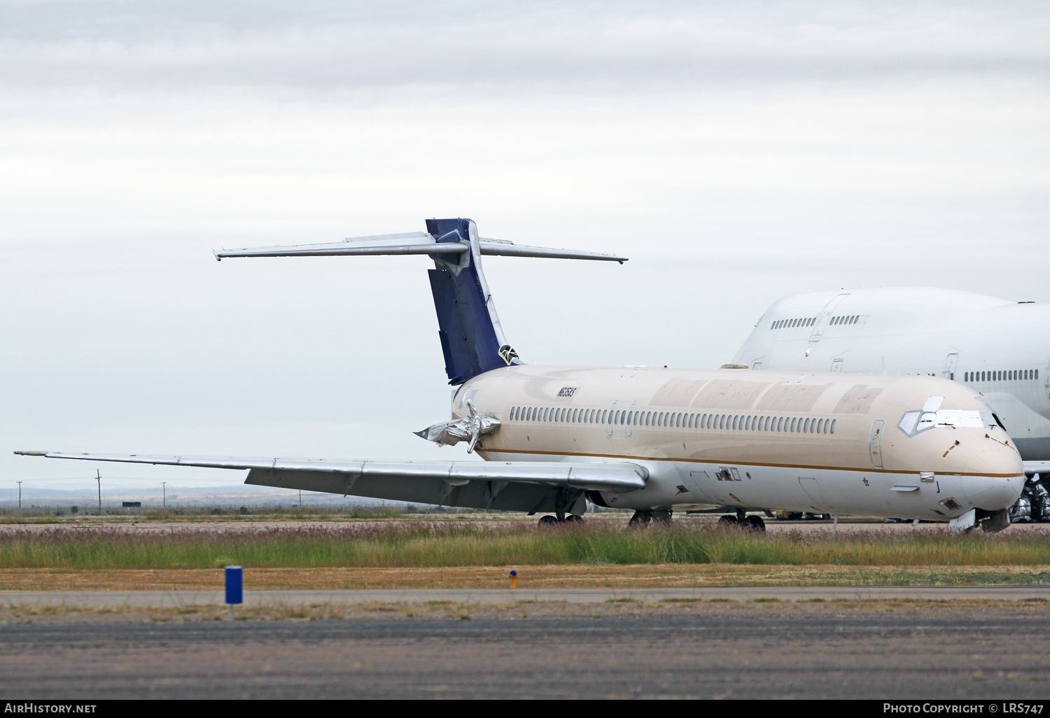 Aircraft Photo of N635AS | McDonnell Douglas MD-90-30 | AirHistory.net #412555
