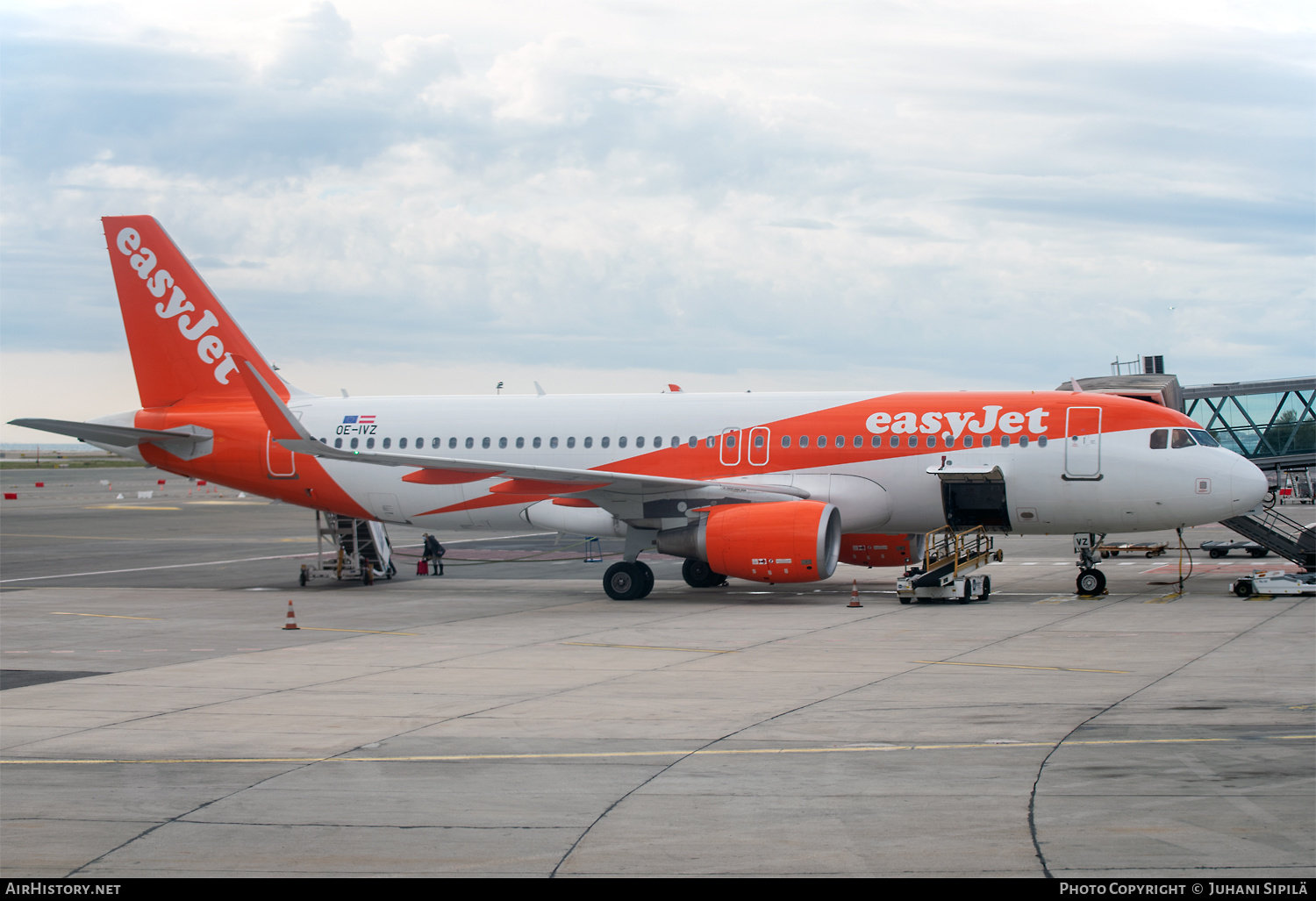 Aircraft Photo of OE-IVZ | Airbus A320-214 | EasyJet | AirHistory.net #412653