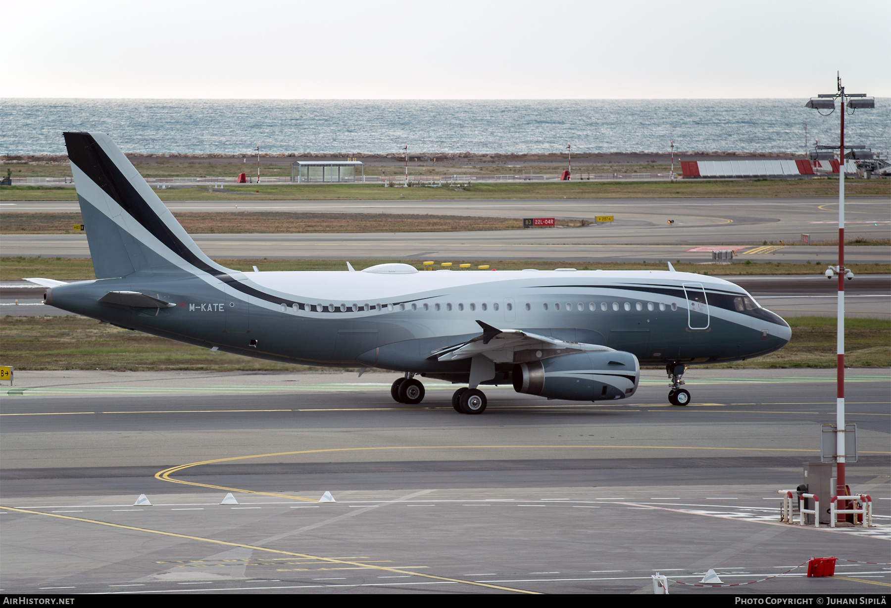 Aircraft Photo of M-KATE | Airbus ACJ319 (A319-133/CJ) | AirHistory.net #412668