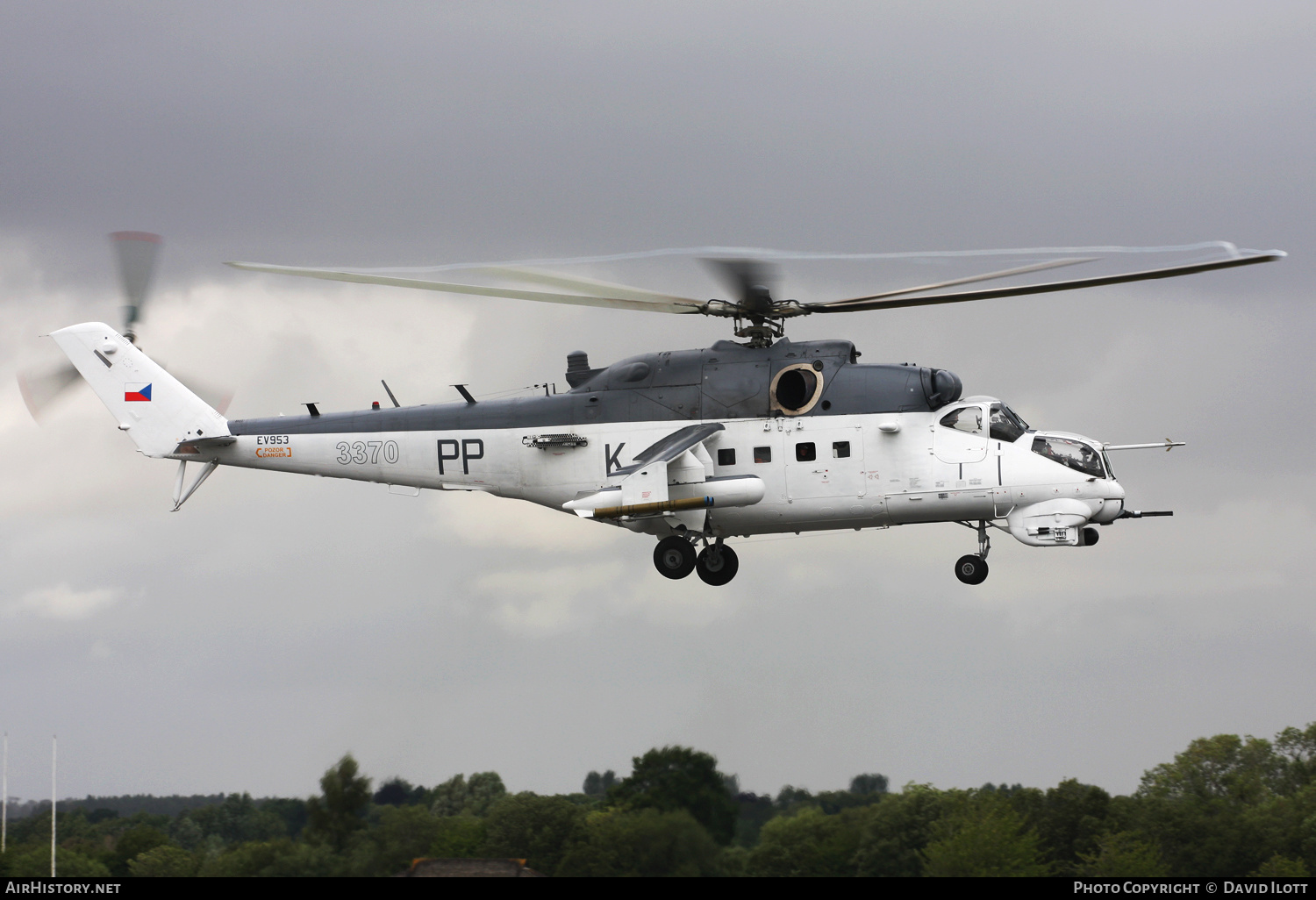Aircraft Photo of 3370 / EV953 | Mil Mi-35 | Czechia - Air Force | AirHistory.net #412747