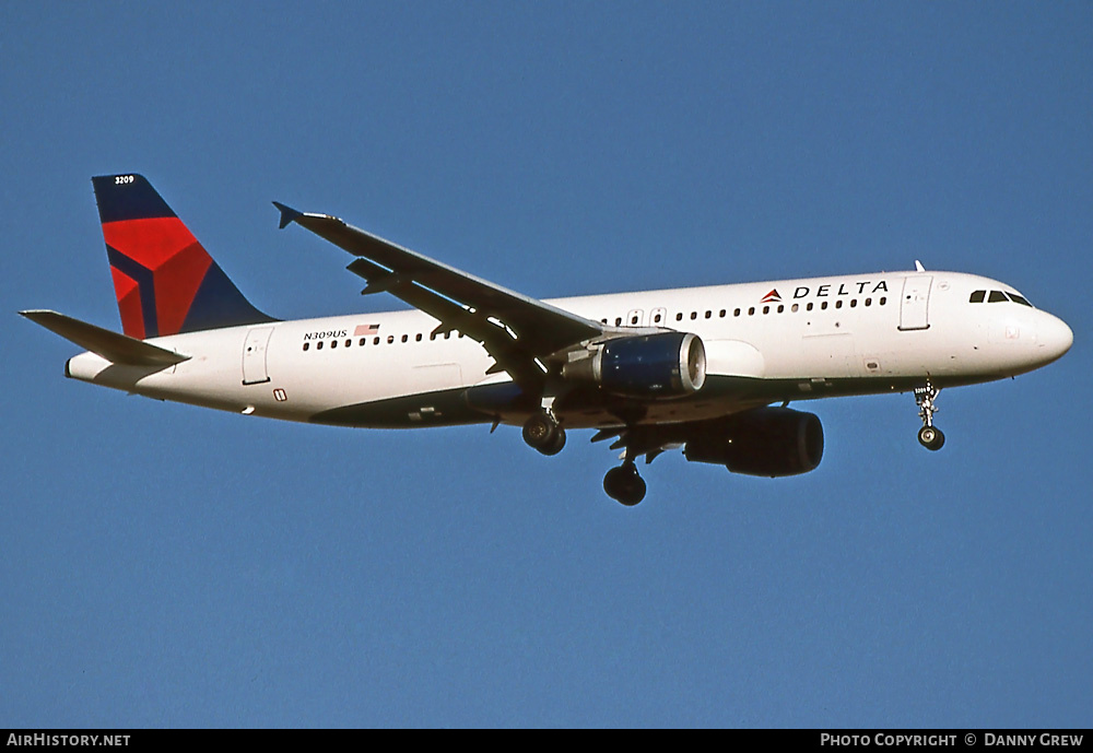 Aircraft Photo of N309US | Airbus A320-211 | Delta Air Lines | AirHistory.net #412803