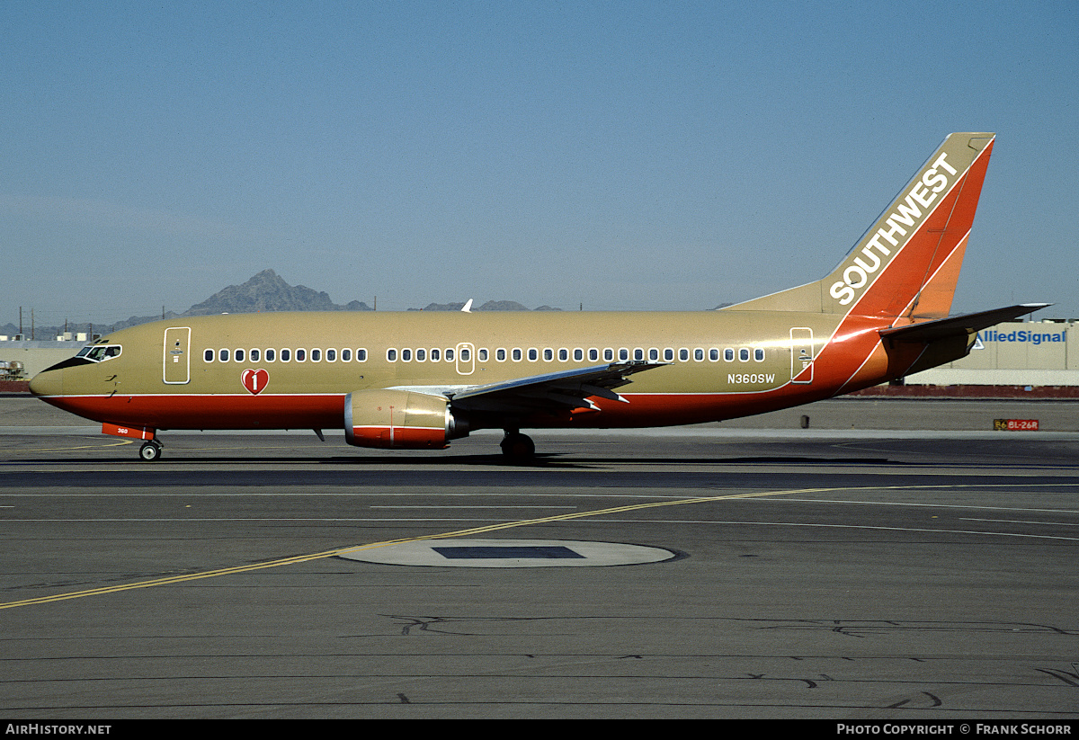 Aircraft Photo of N360SW | Boeing 737-3H4 | Southwest Airlines | AirHistory.net #412818