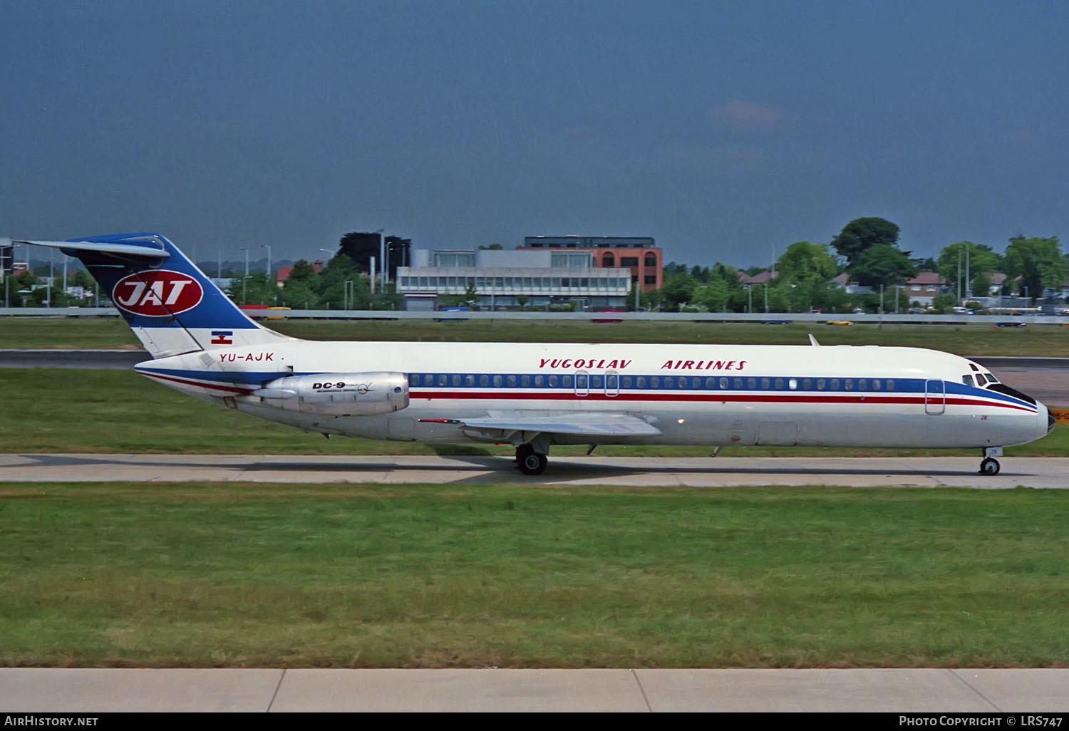Aircraft Photo of YU-AJK | McDonnell Douglas DC-9-32 | JAT Yugoslav Airlines - Jugoslovenski Aerotransport | AirHistory.net #412867