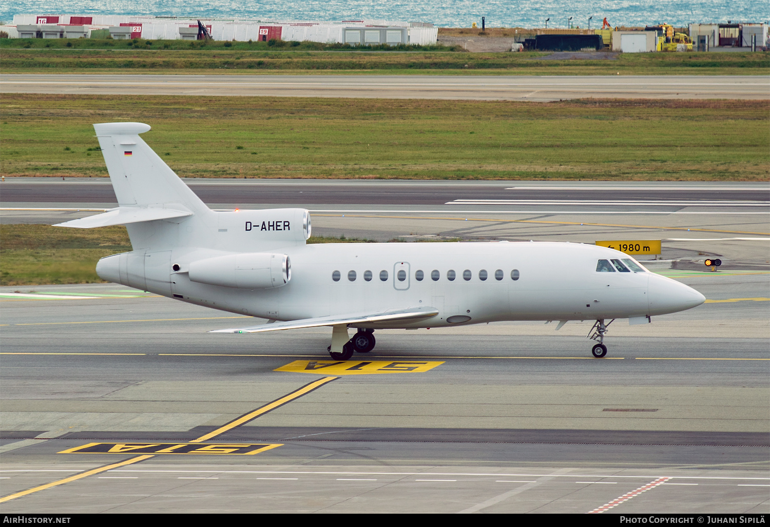 Aircraft Photo of D-AHER | Dassault Falcon 900EX | AirHistory.net #412905