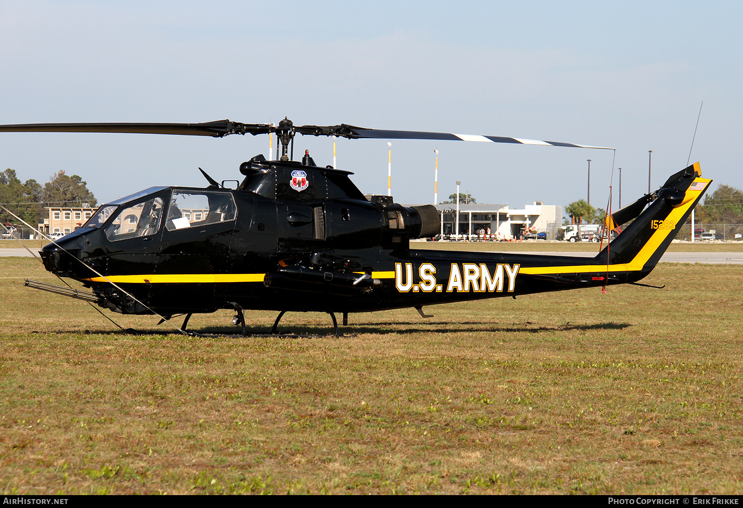 Aircraft Photo of N830HR / 15283 | Bell AH-1F Cobra (209) | Sky Soldiers Demonstration Team | USA - Army | AirHistory.net #412949