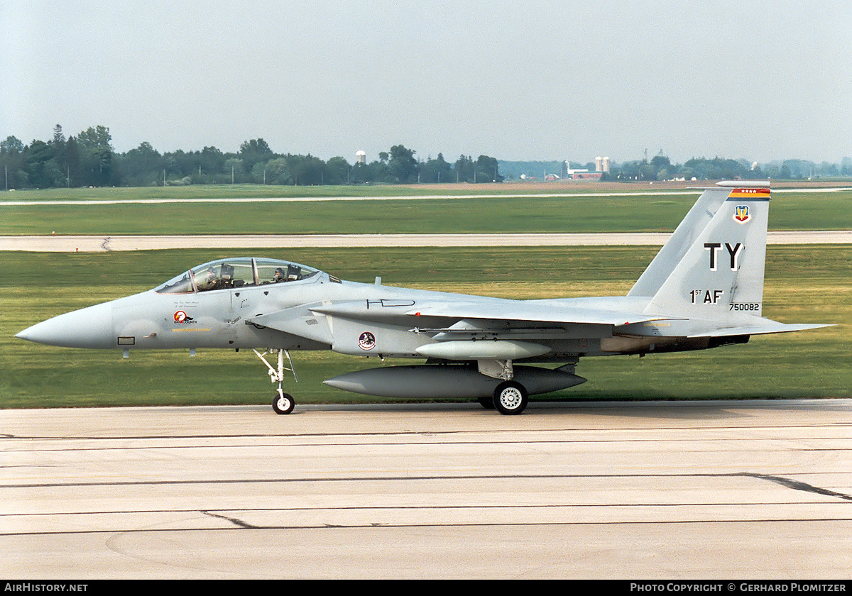 Aircraft Photo of 75-0082 | McDonnell Douglas F-15B Eagle | USA - Air Force | AirHistory.net #413014