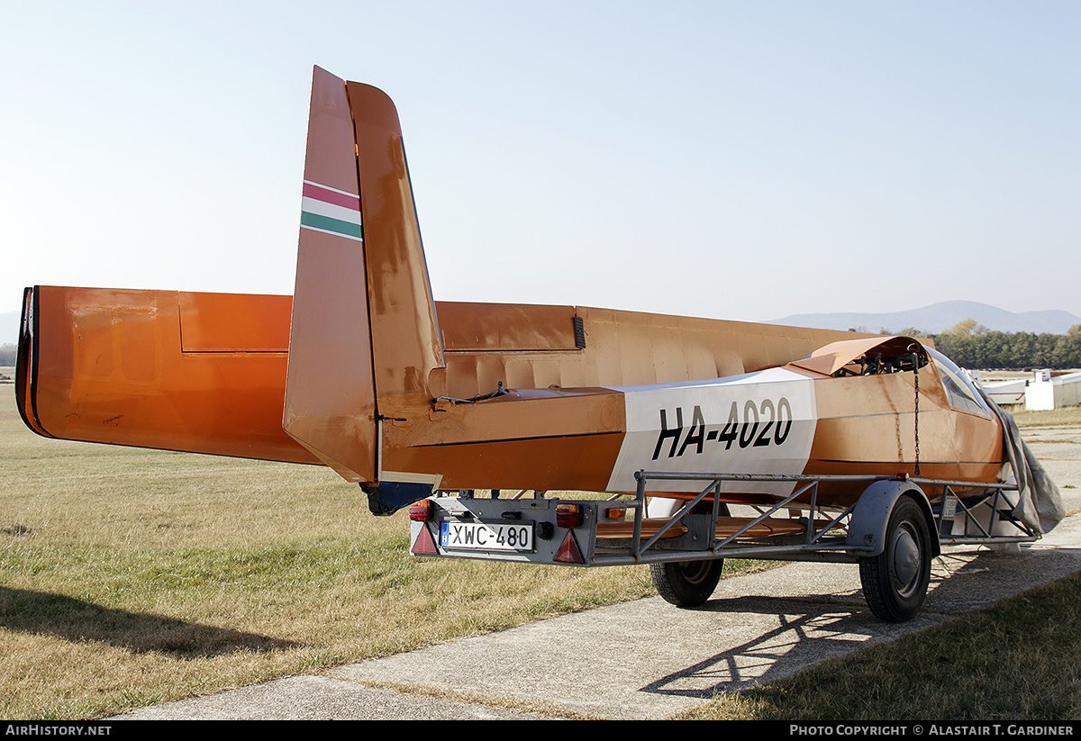 Aircraft Photo of HA-4020 | Schleicher K-8B | AirHistory.net #413017
