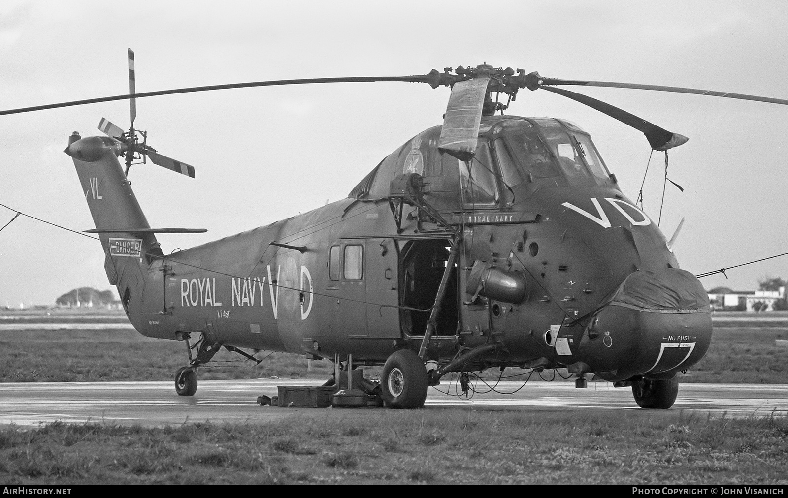 Aircraft Photo of XT460 | Westland WS-58 Wessex HU.5 | UK - Navy | AirHistory.net #413043