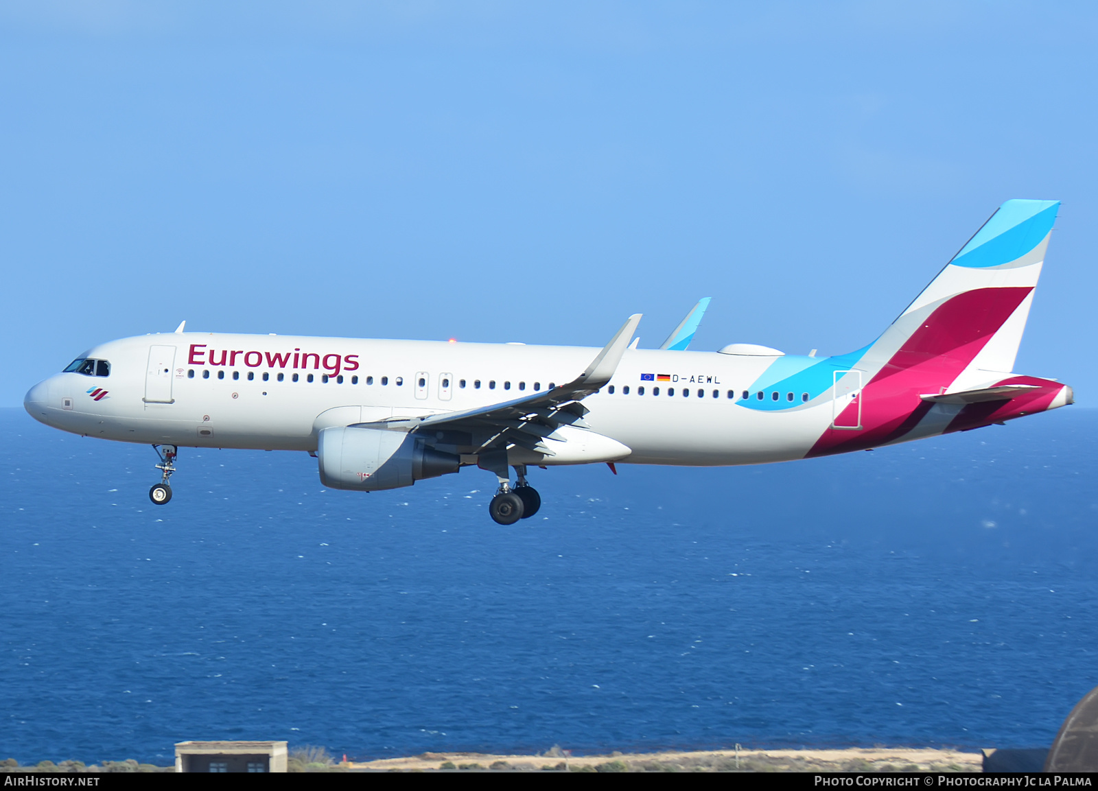 Aircraft Photo of D-AEWL | Airbus A320-214 | Eurowings | AirHistory.net #413094