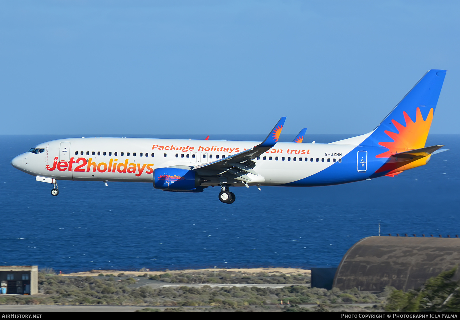 Aircraft Photo of G-JZHM | Boeing 737-800 | Jet2 Holidays | AirHistory.net #413133