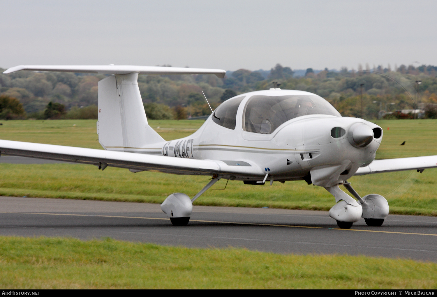 Aircraft Photo of G-MAFT | Diamond DA40D Diamond Star TDI | AirHistory.net #413228