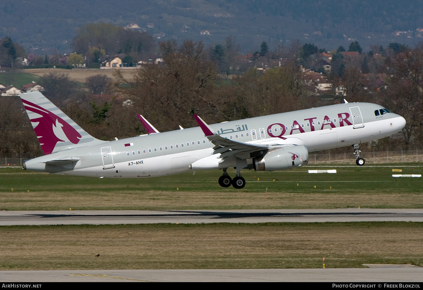 Aircraft Photo of A7-AHX | Airbus A320-232 | Qatar Airways | AirHistory.net #413249