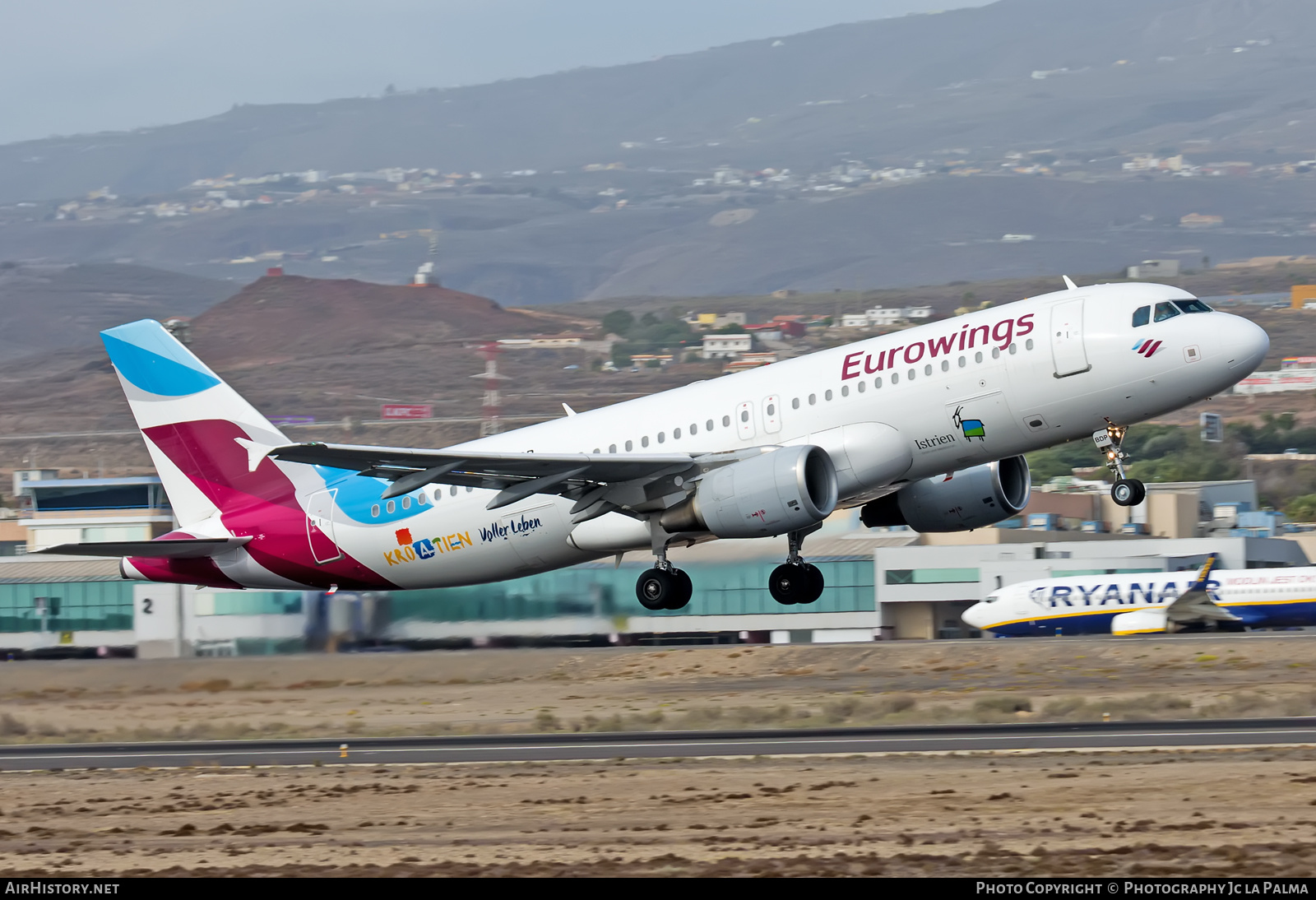 Aircraft Photo of D-ABDP | Airbus A320-214 | Eurowings | AirHistory.net #413319