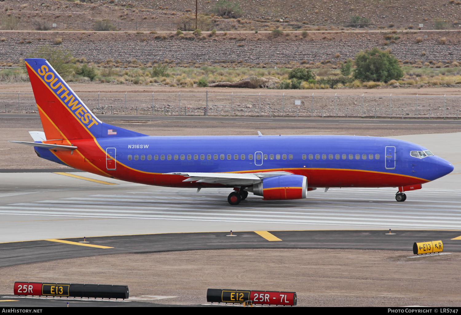 Aircraft Photo of N316SW | Boeing 737-3H4 | Southwest Airlines | AirHistory.net #413335
