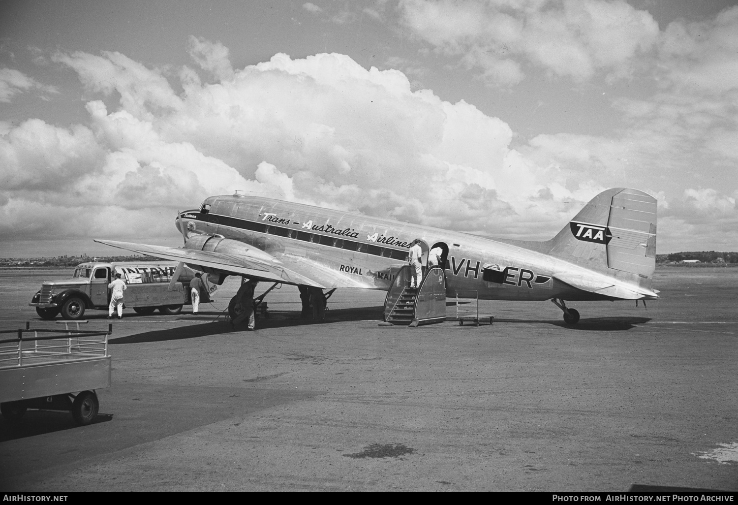 Aircraft Photo of VH-AER | Douglas DC-3(C) | Trans-Australia Airlines - TAA | AirHistory.net #413644