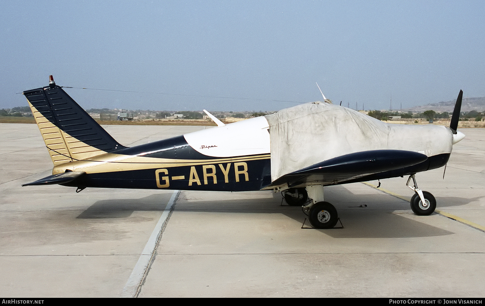 Aircraft Photo of G-ARYR | Piper PA-28-160 Cherokee | AirHistory.net #413671