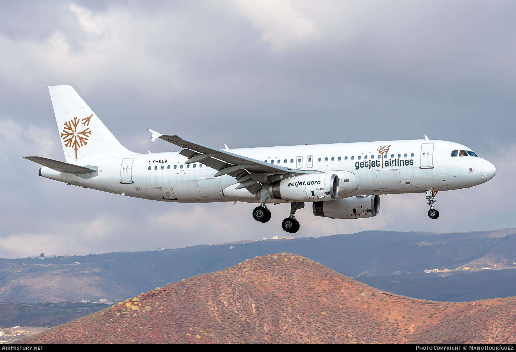 Aircraft Photo of LY-ELK | Airbus A320-232 | GetJet Airlines | AirHistory.net #413678