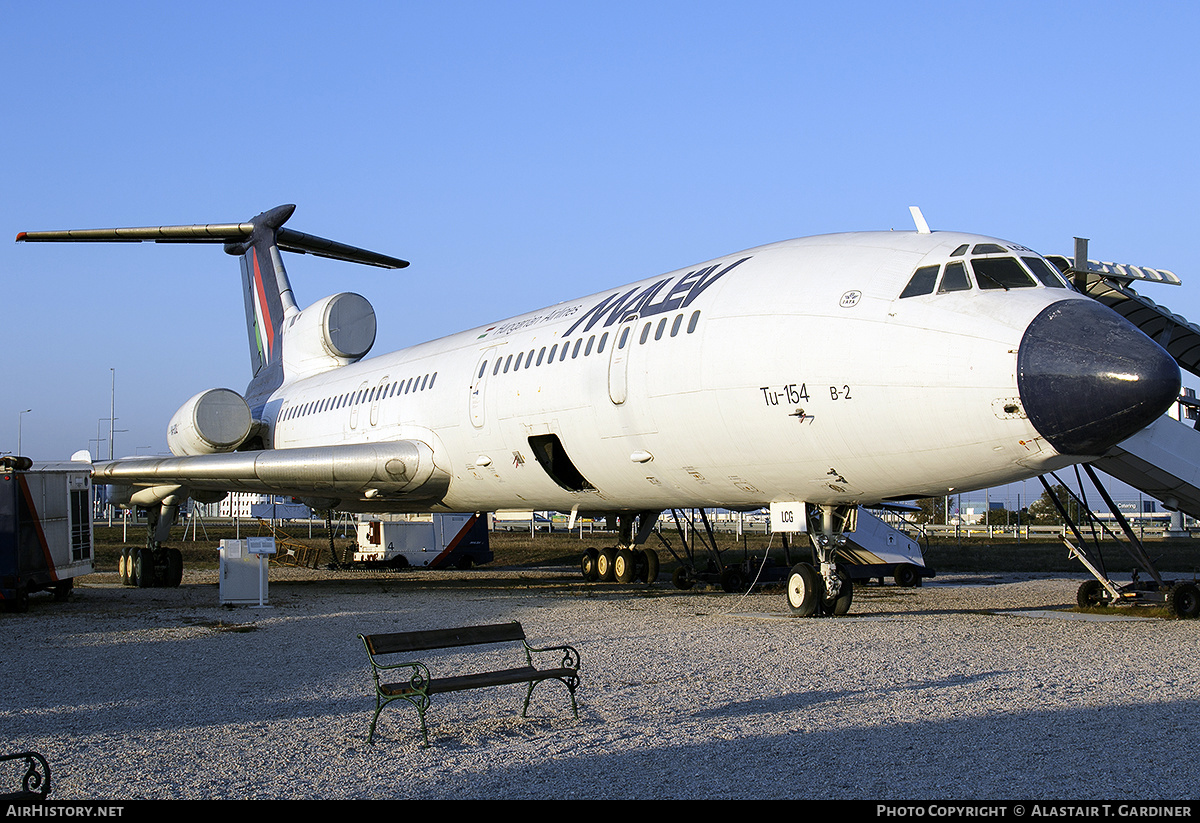 Aircraft Photo of HA-LCG | Tupolev Tu-154B-2 | Malév - Hungarian Airlines | AirHistory.net #413710