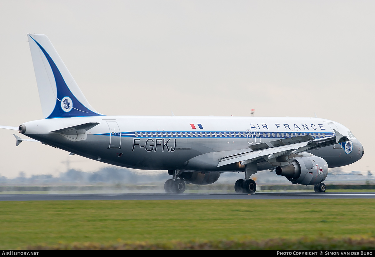 Aircraft Photo of F-GFKJ | Airbus A320-211 | Air France | AirHistory.net #413732