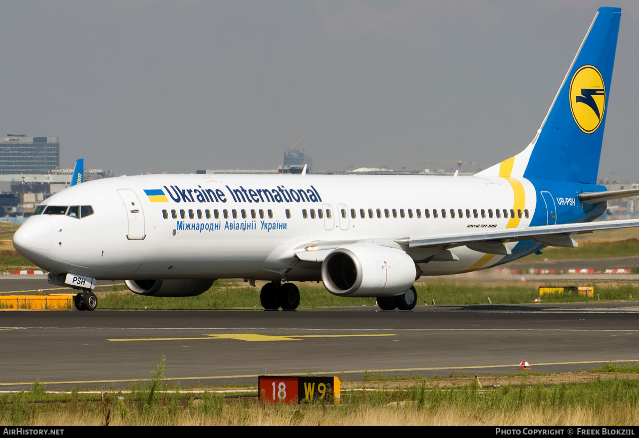 Aircraft Photo of UR-PSH | Boeing 737-85R | Ukraine International Airlines | AirHistory.net #413760