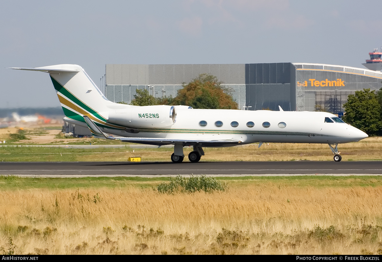 Aircraft Photo of N452NS | Gulfstream Aerospace G-IV-X Gulfstream G450 | AirHistory.net #413761