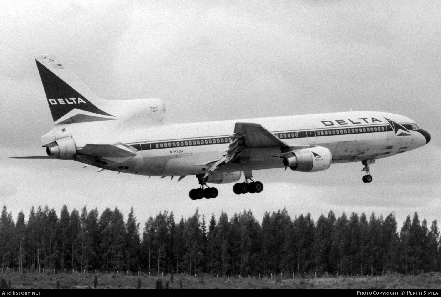 Aircraft Photo of N767DA | Lockheed L-1011-385-3 TriStar 500 | Delta Air Lines | AirHistory.net #413762