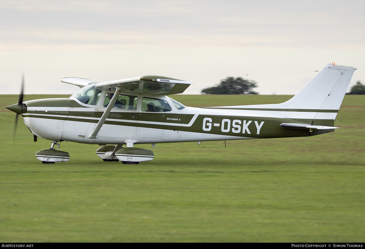 Aircraft Photo of G-OSKY | Cessna 172M Skyhawk II | AirHistory.net #413852