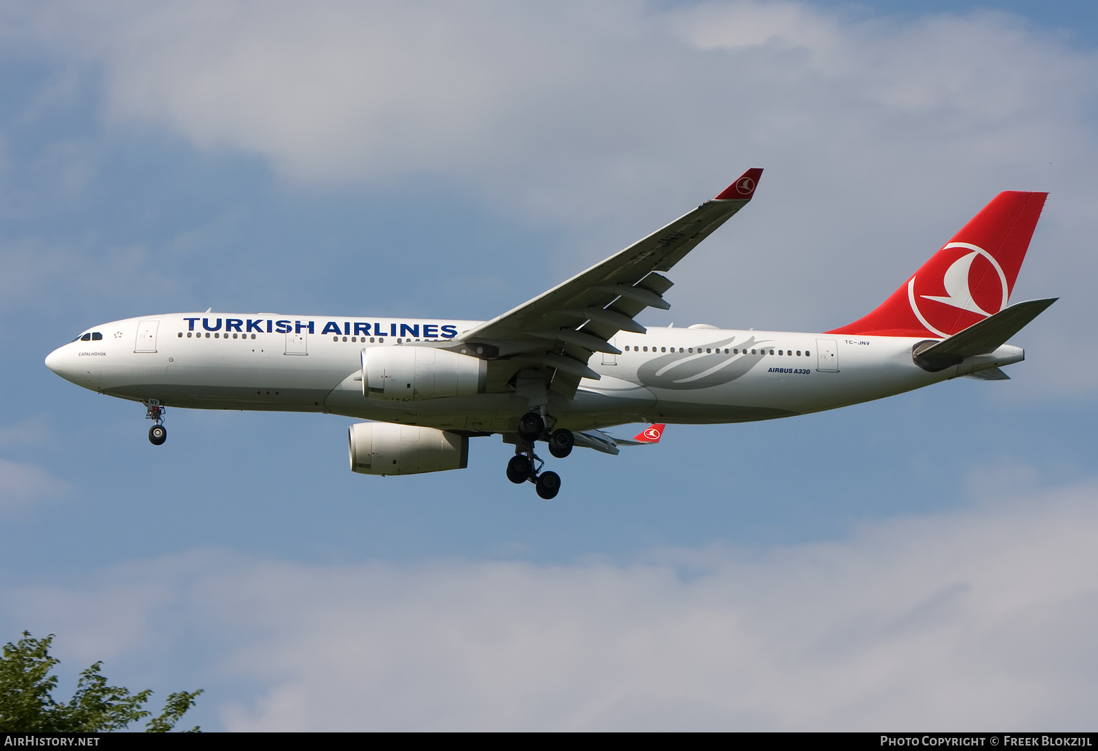 Aircraft Photo of TC-JNV | Airbus A330-243 | Turkish Airlines | AirHistory.net #413872