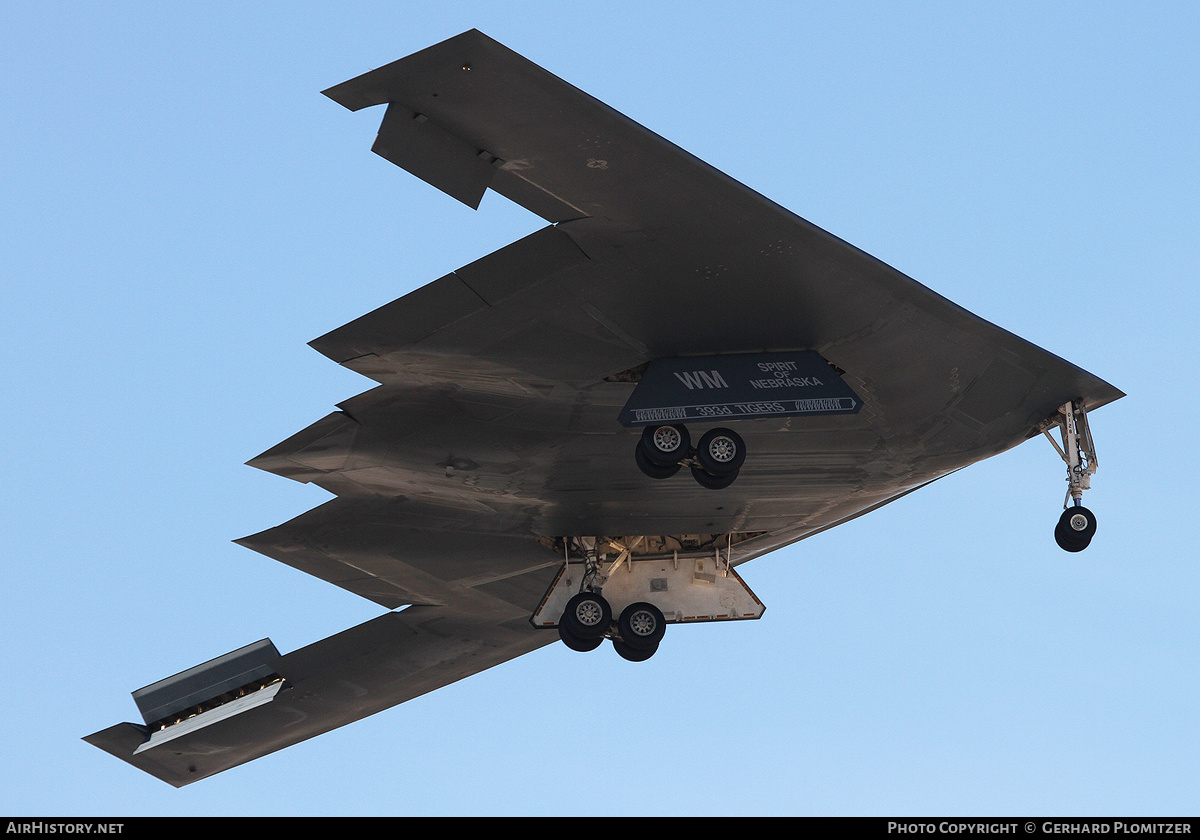 Aircraft Photo of 89-0128 | Northrop Grumman B-2A Spirit | USA - Air Force | AirHistory.net #413961