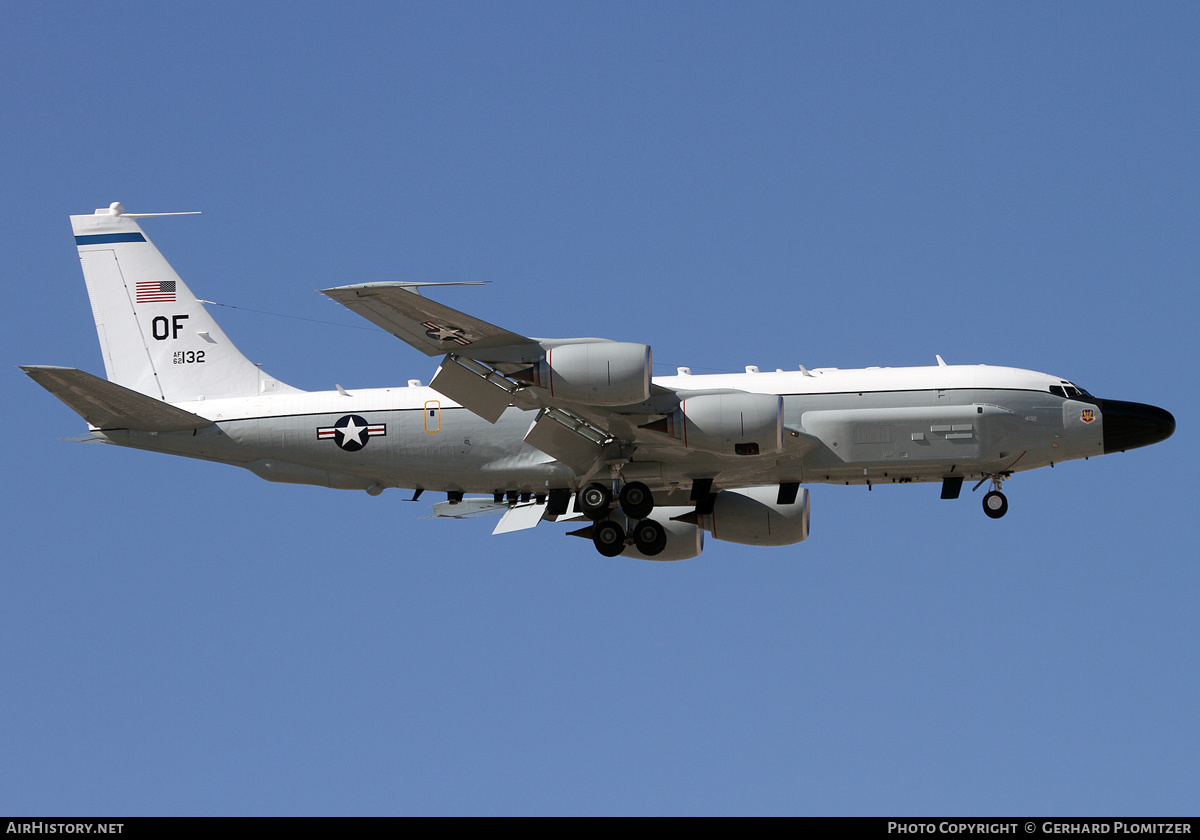 Aircraft Photo of 62-4132 / AF62-132 | Boeing RC-135W | USA - Air Force | AirHistory.net #413987