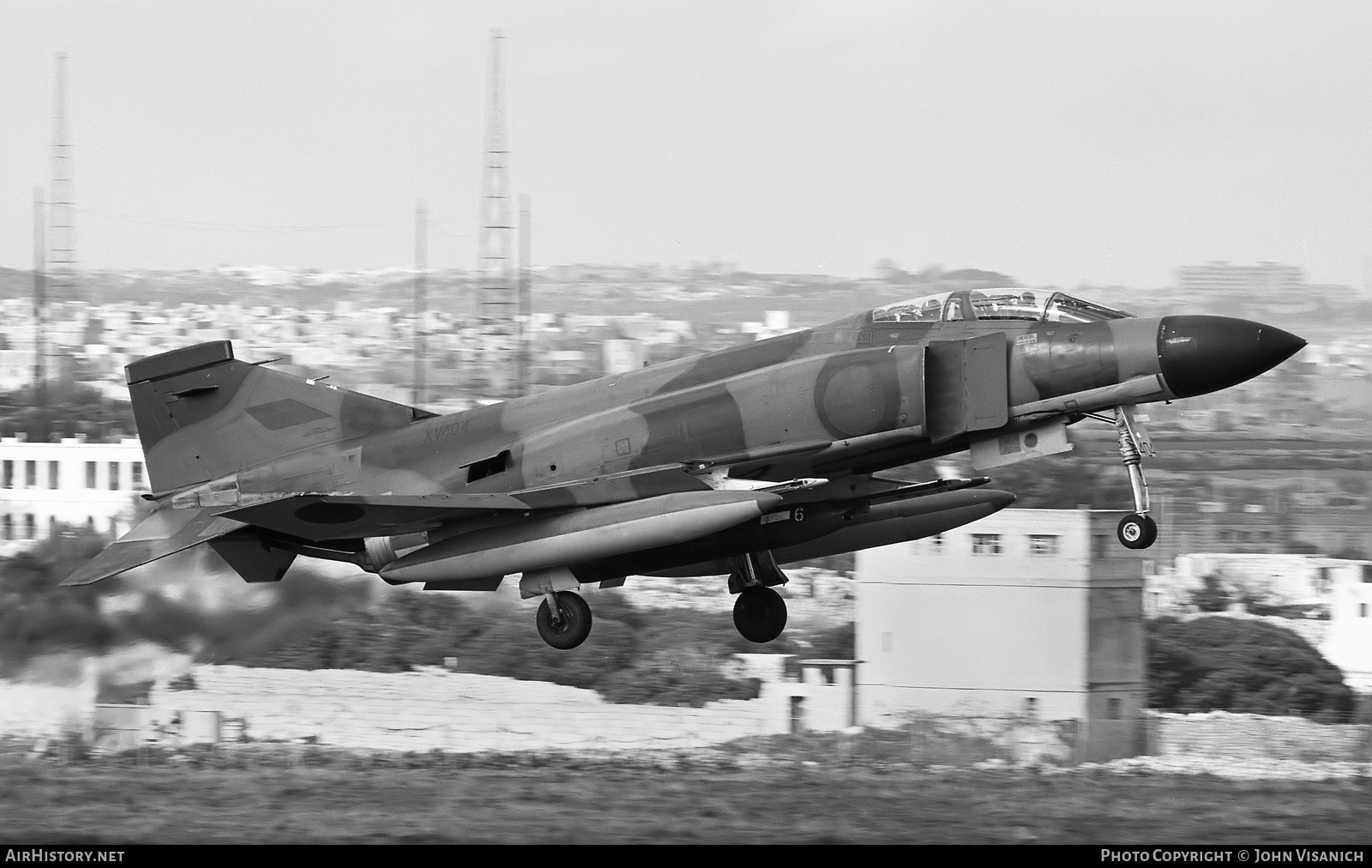 Aircraft Photo of XV404 | McDonnell Douglas F-4M Phantom FGR2 | UK - Air Force | AirHistory.net #414001