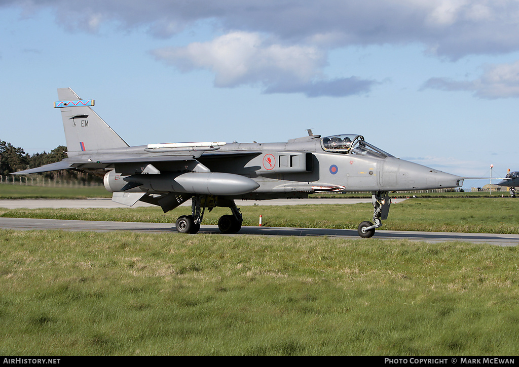 Aircraft Photo of XZ392 | Sepecat Jaguar GR3A | UK - Air Force | AirHistory.net #414044