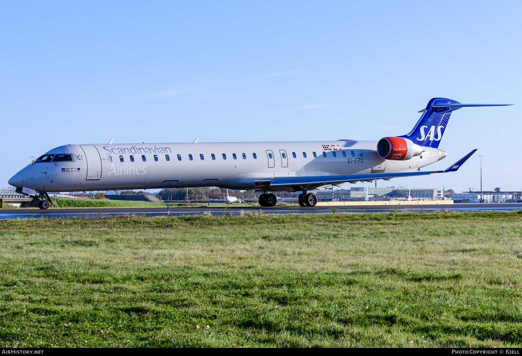 Aircraft Photo of EI-FPU | Bombardier CRJ-900LR (CL-600-2D24) | Scandinavian Airlines - SAS | AirHistory.net #414078