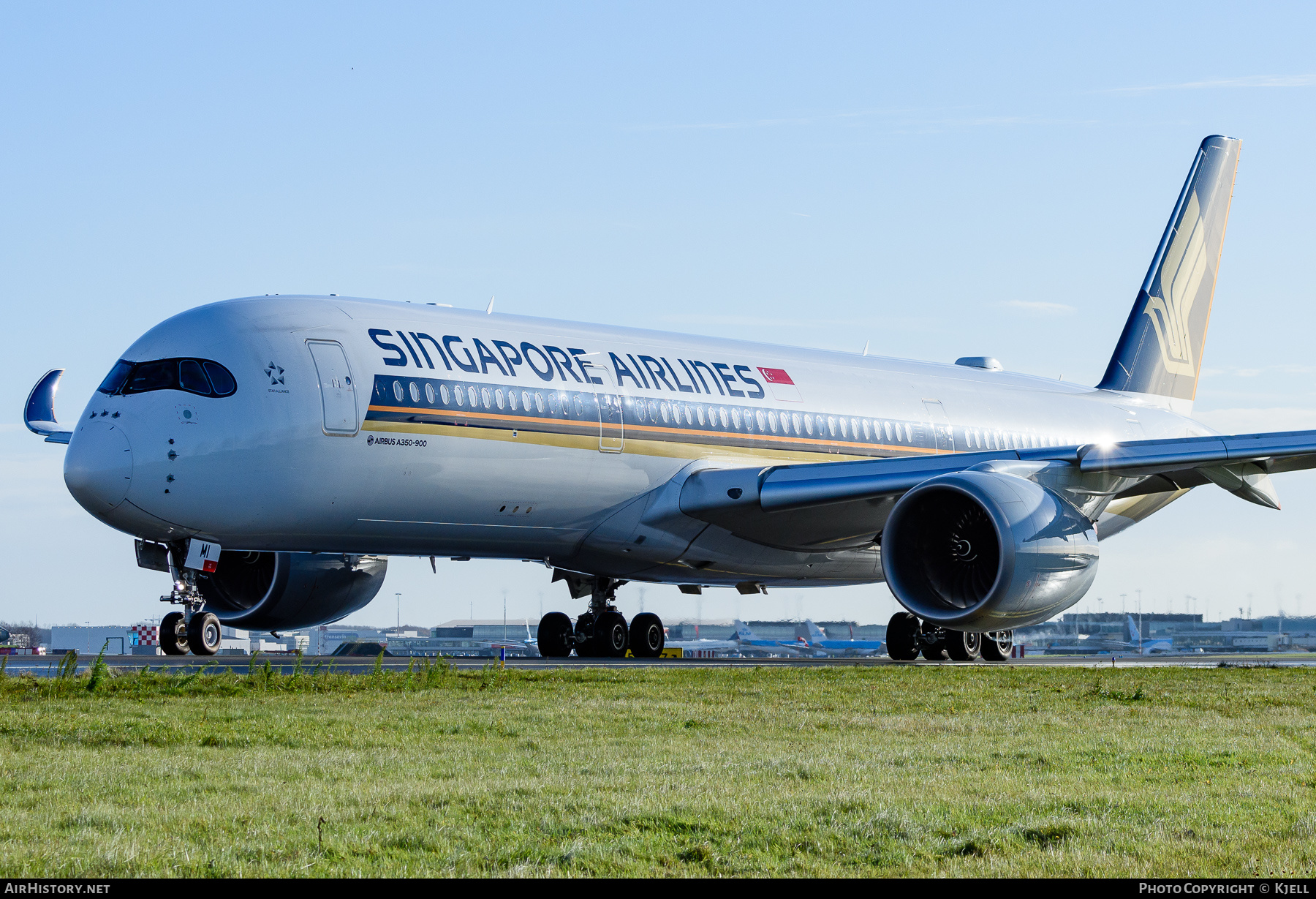 Aircraft Photo of 9V-SMI | Airbus A350-941 | Singapore Airlines | AirHistory.net #414088