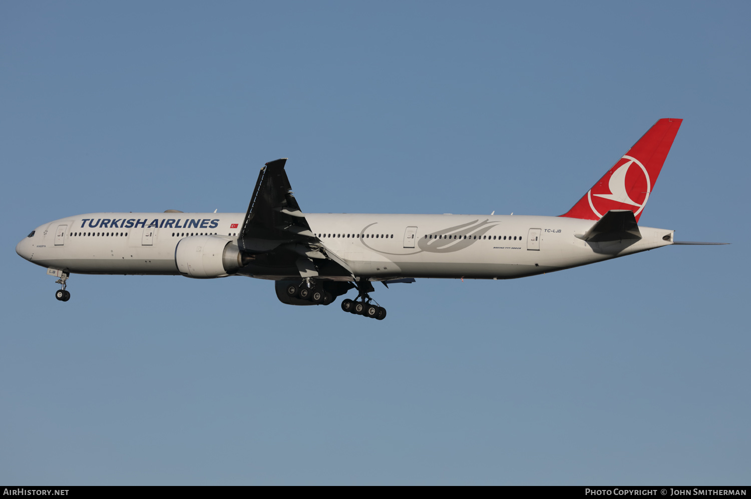 Aircraft Photo of TC-LJB | Boeing 777-3F2/ER | Turkish Airlines | AirHistory.net #414204