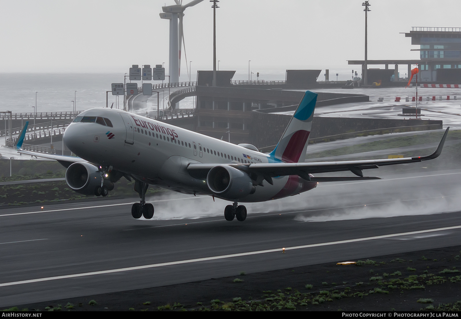 Aircraft Photo of D-AEWQ | Airbus A320-214 | Eurowings | AirHistory.net #414219