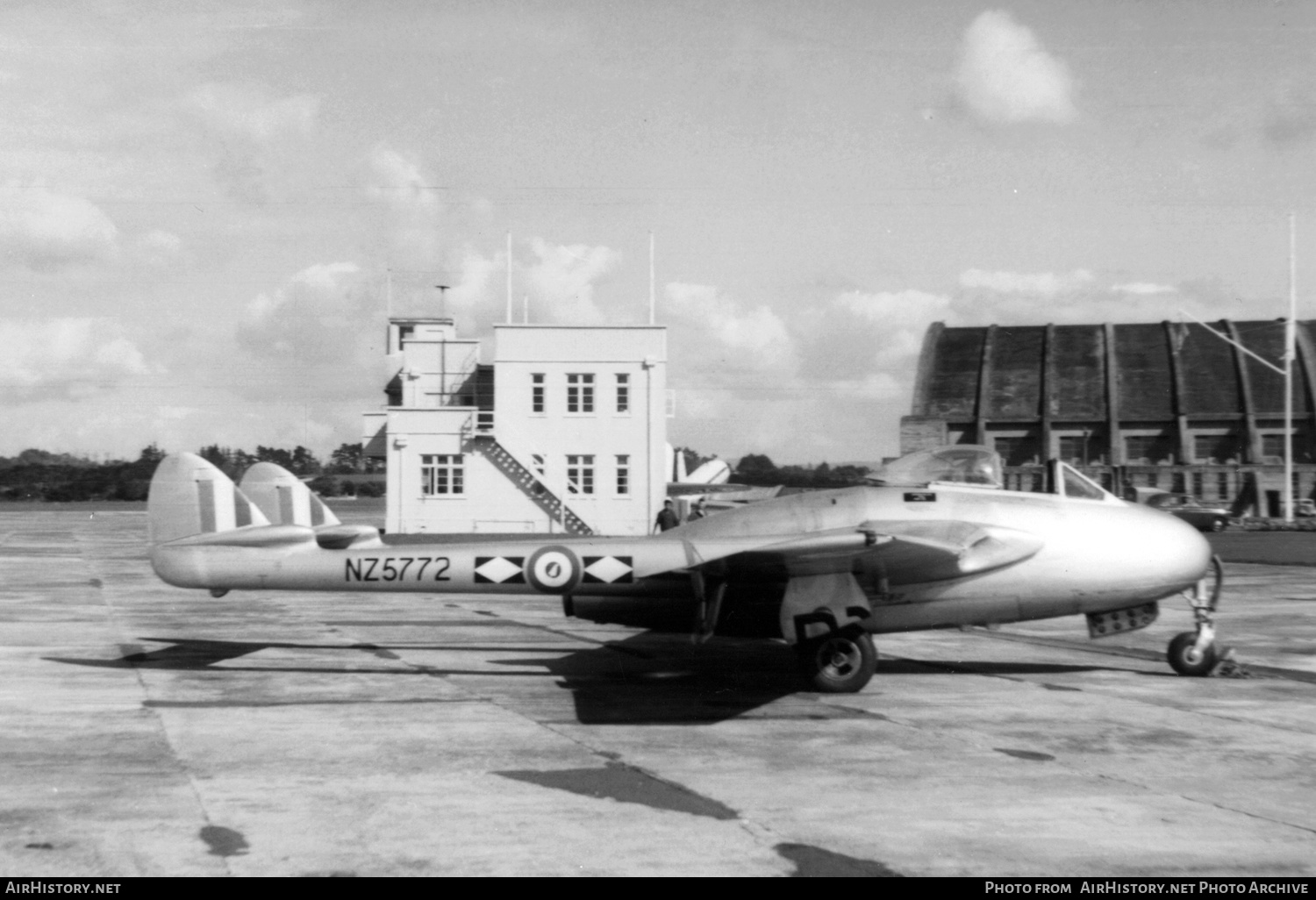 Aircraft Photo of NZ5772 | De Havilland D.H. 100 Vampire FB5 | New Zealand - Air Force | AirHistory.net #414317