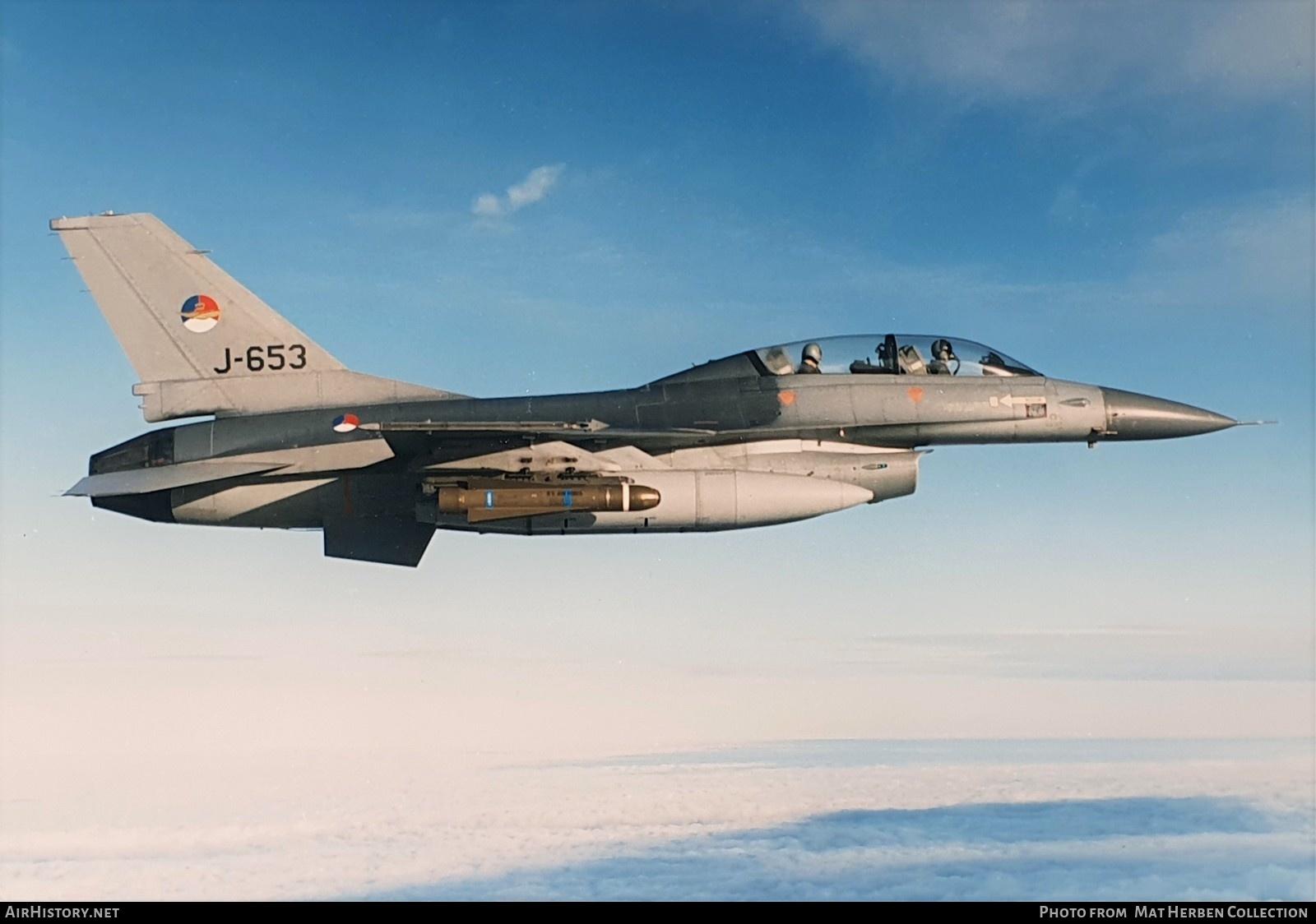 Aircraft Photo of J-653 | General Dynamics F-16B Fighting Falcon | Netherlands - Air Force | AirHistory.net #414384