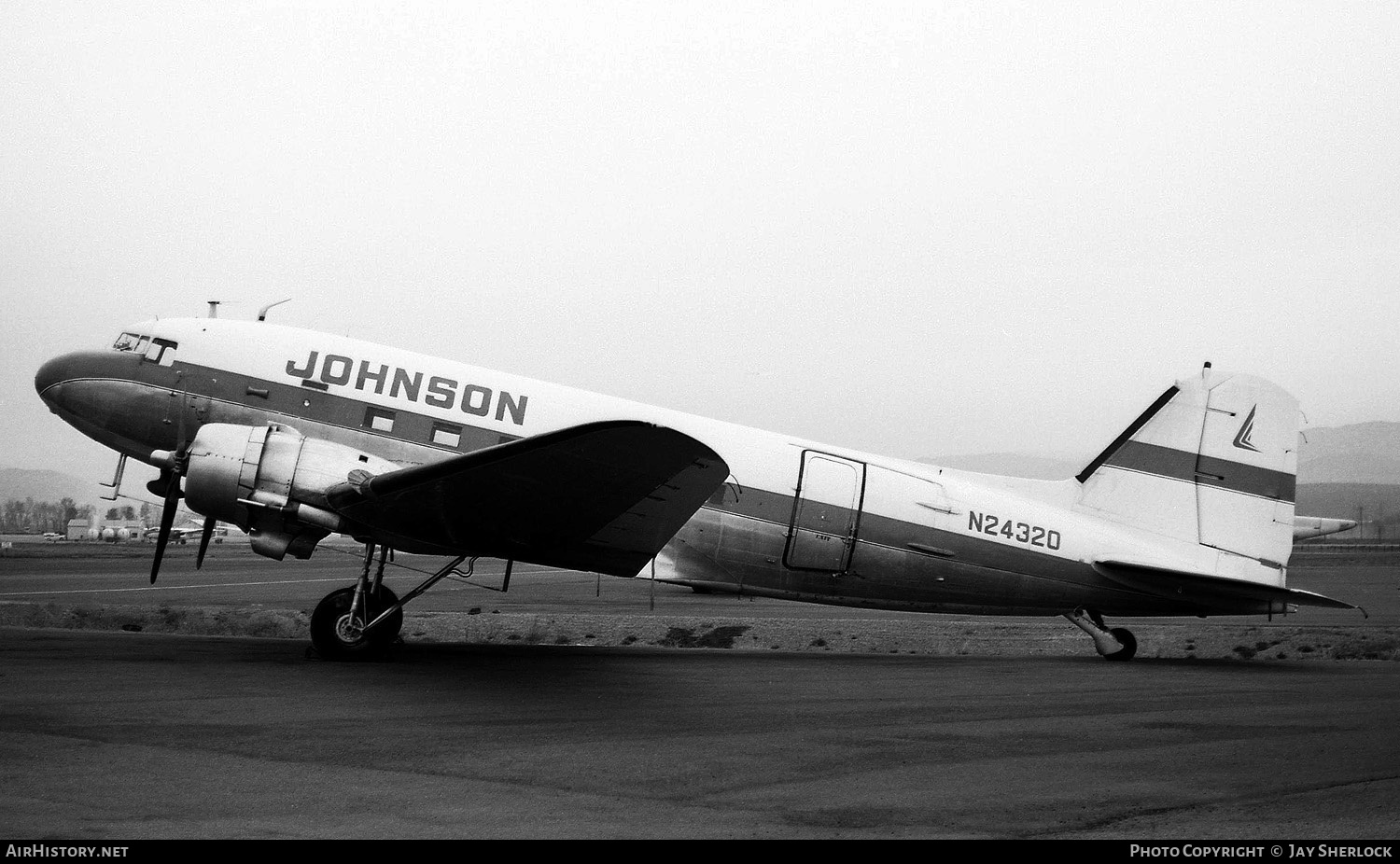Aircraft Photo of N24320 | Douglas C-47A Skytrain | Johnson Flying Service | AirHistory.net #414418