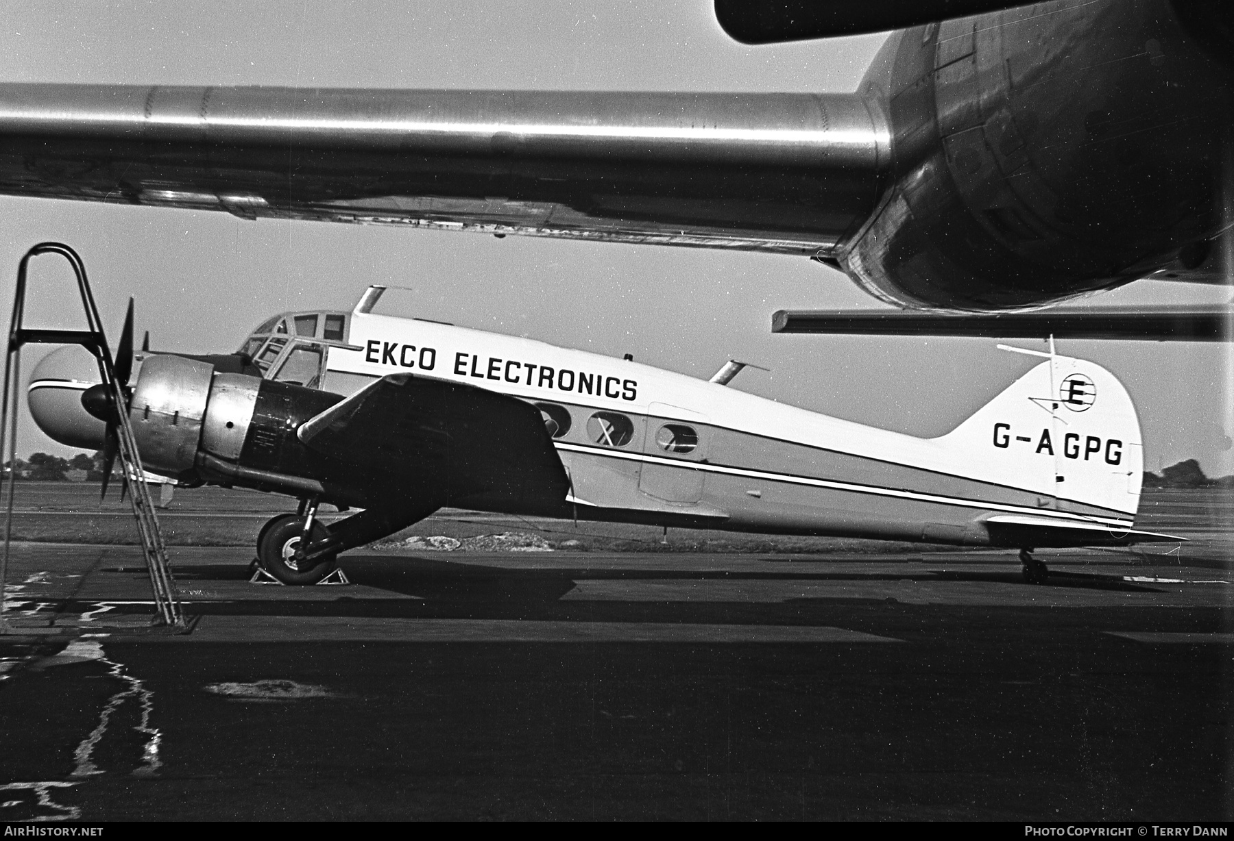Aircraft Photo of G-AGPG | Avro 652A Nineteen Srs.2 | Ekco Electronics | AirHistory.net #414421