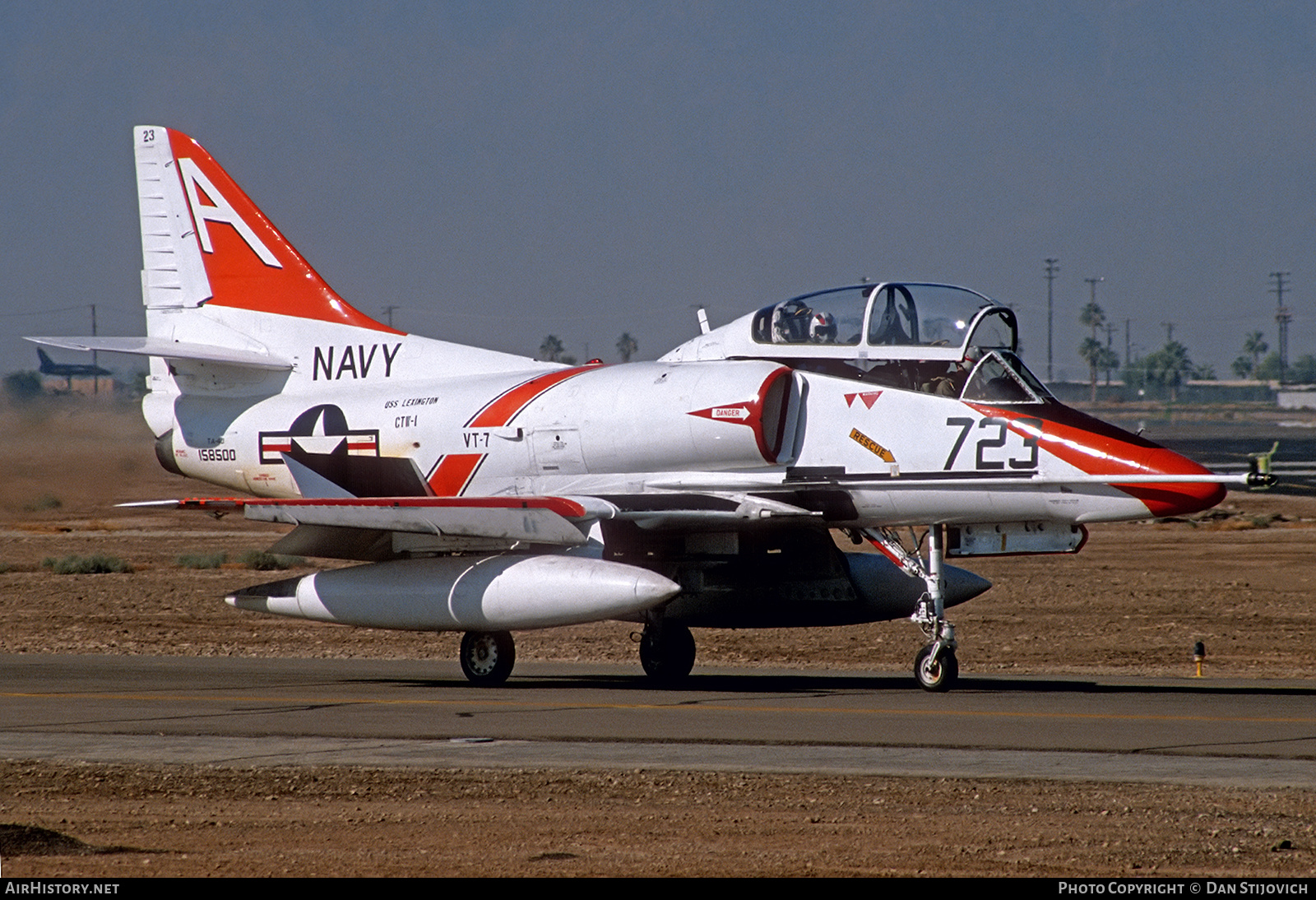 Aircraft Photo of 158500 | McDonnell Douglas TA-4J Skyhawk | USA - Navy | AirHistory.net #414453