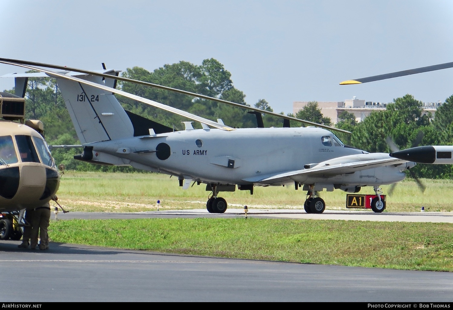 Aircraft Photo of 92-13124 / 13124 | Beech RC-12X Huron (A200CT) | USA - Army | AirHistory.net #414509