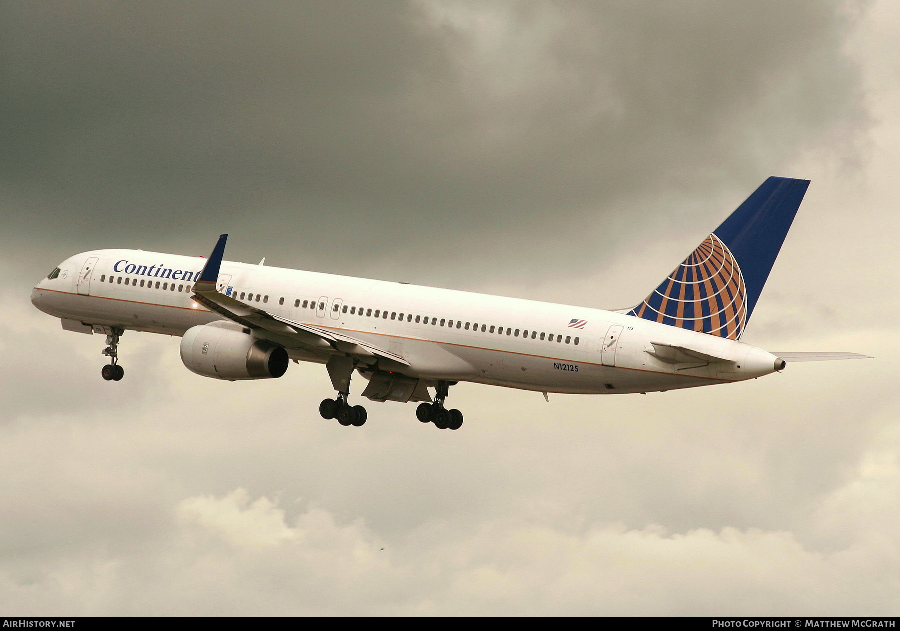 Aircraft Photo of N12125 | Boeing 757-224 | Continental Airlines | AirHistory.net #414674