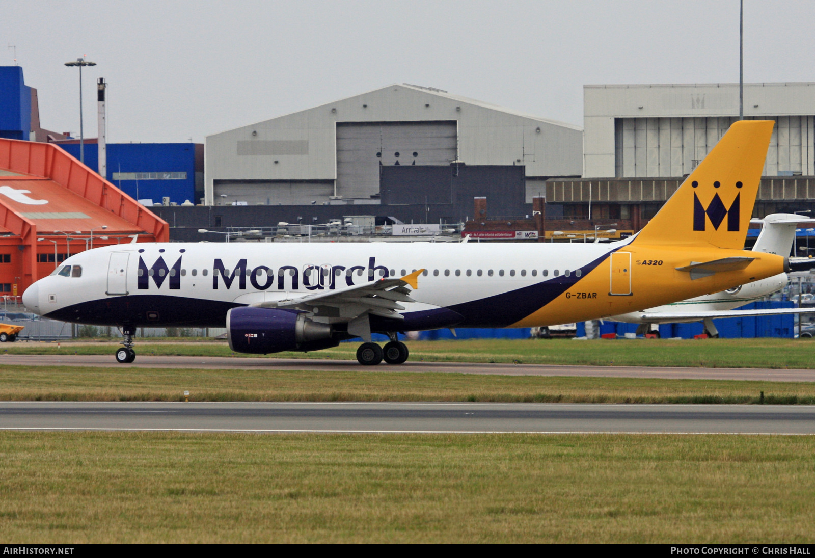 Aircraft Photo of G-ZBAR | Airbus A320-214 | Monarch Airlines | AirHistory.net #414707