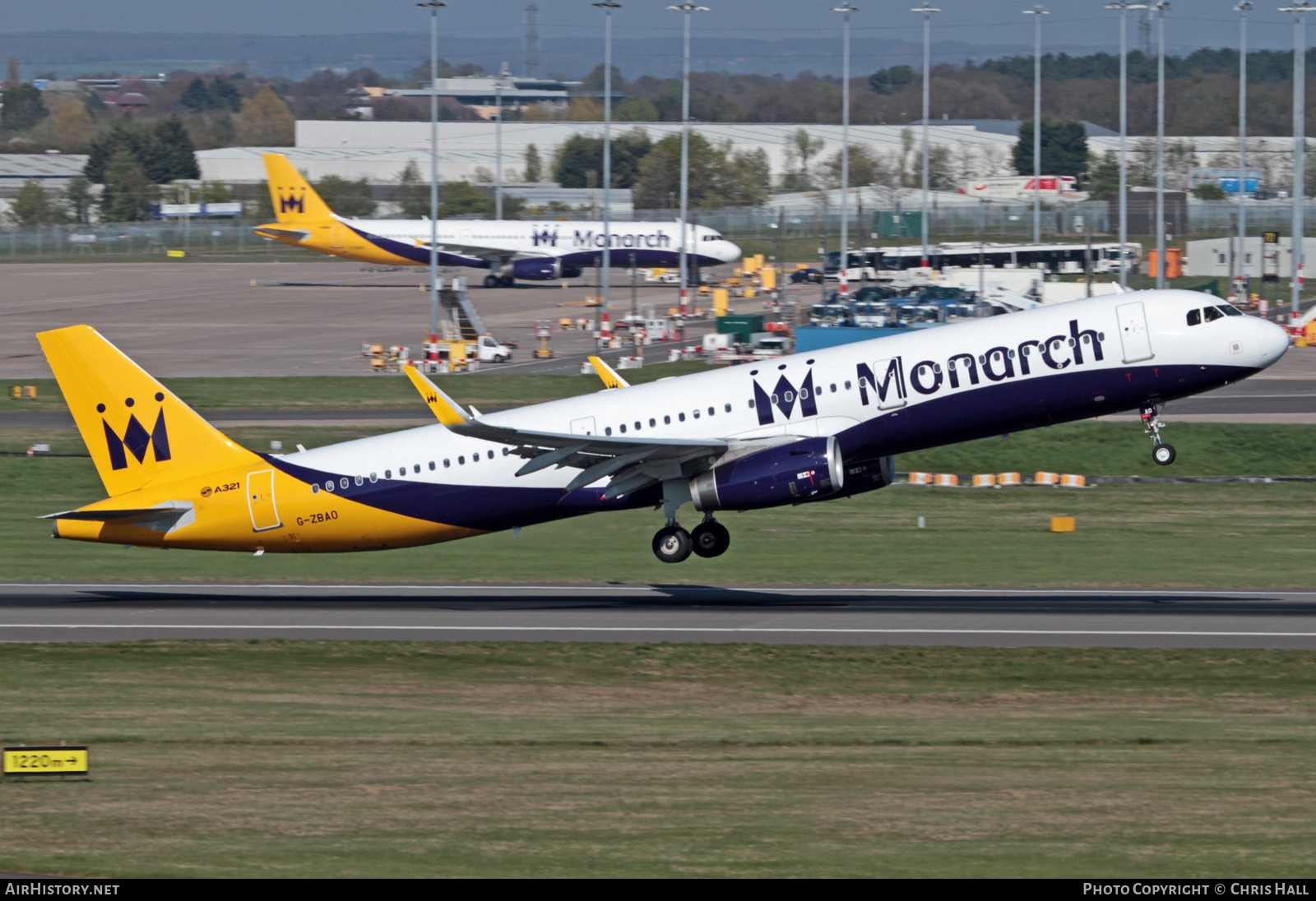 Aircraft Photo of G-ZBAO | Airbus A321-231 | Monarch Airlines | AirHistory.net #414710