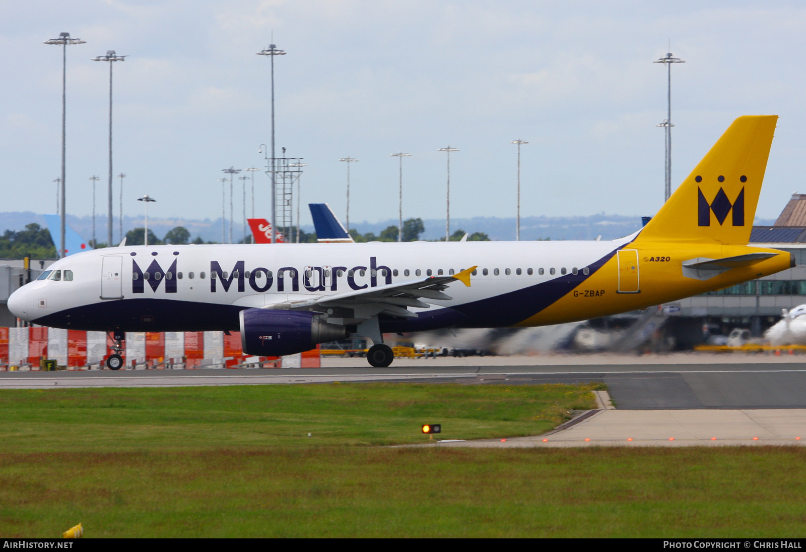 Aircraft Photo of G-ZBAP | Airbus A320-214 | Monarch Airlines | AirHistory.net #414717