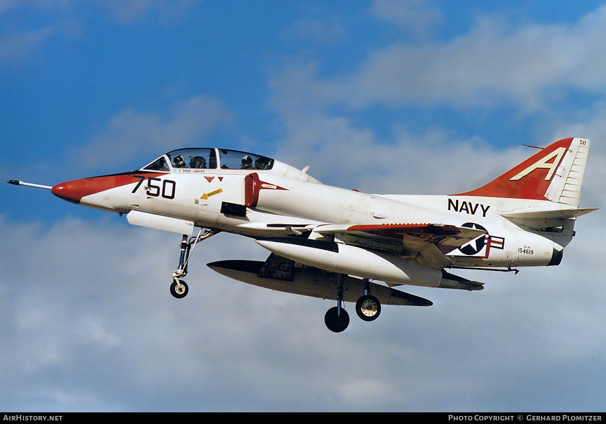 Aircraft Photo of 154619 | Douglas TA-4J Skyhawk | USA - Navy | AirHistory.net #414721