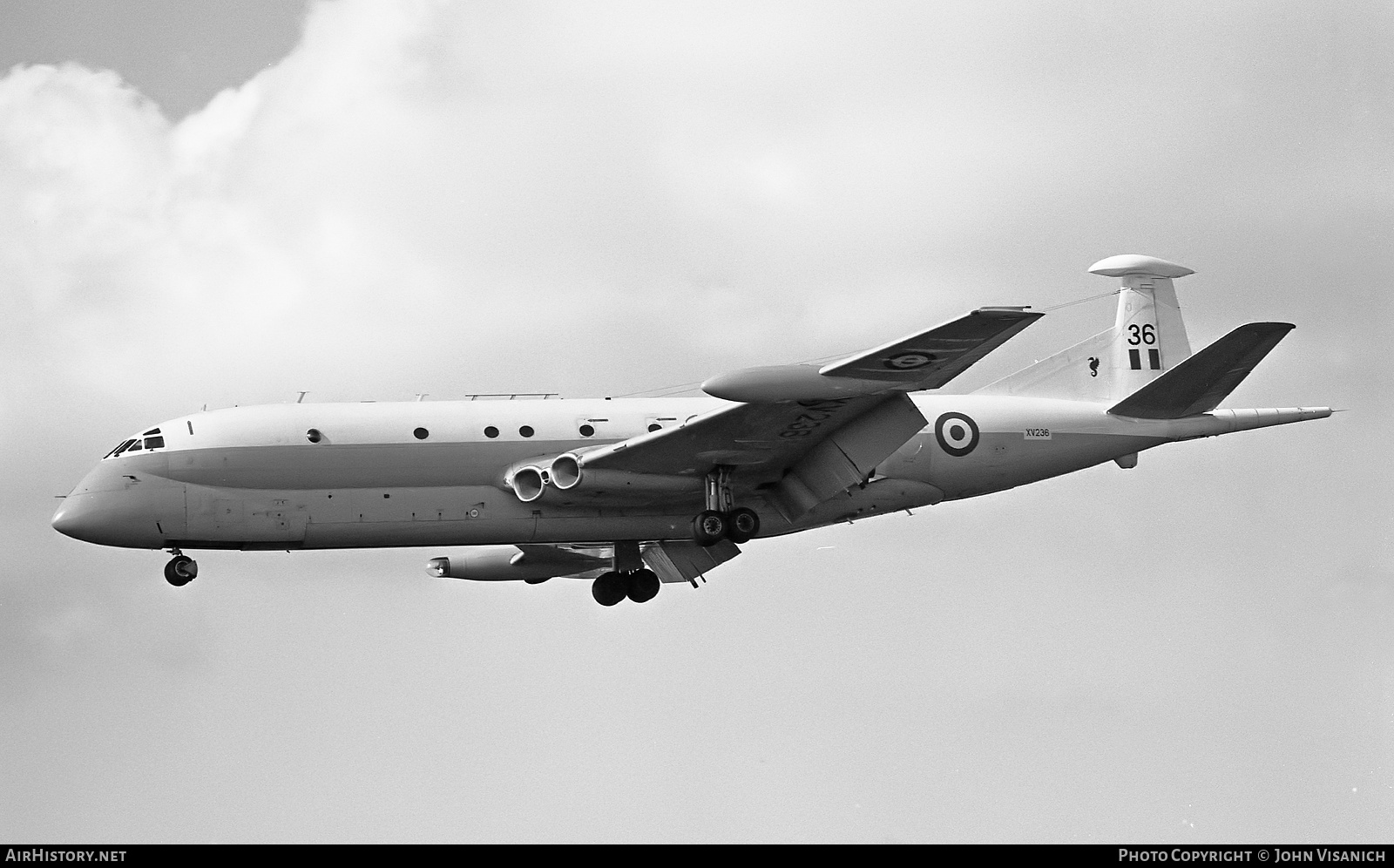Aircraft Photo of XV236 | Hawker Siddeley HS-801 Nimrod MR.1 | UK - Air Force | AirHistory.net #414758